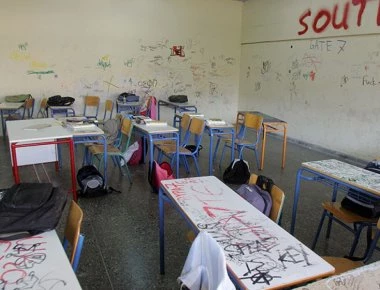 Στο σχολείο τα «ρίχνει» ο Δήμος Θεσσαλονίκης για την πτώση ανεμιστήρα σε Δημοτικό σχολείο